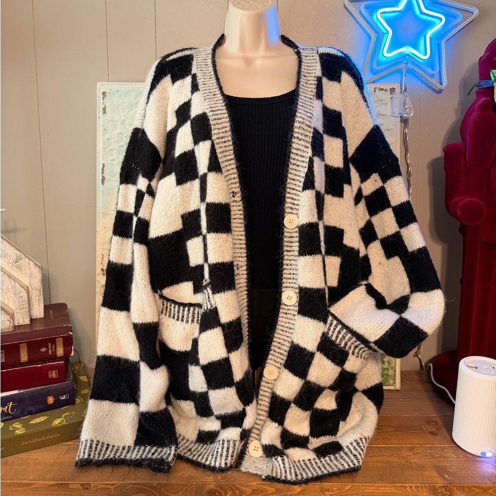 Black and White Checkered Women's Sweater